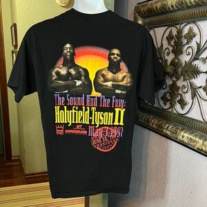 VTG Black Holyfield-Tyson II 1997 MGM Graphic Tee Sz L